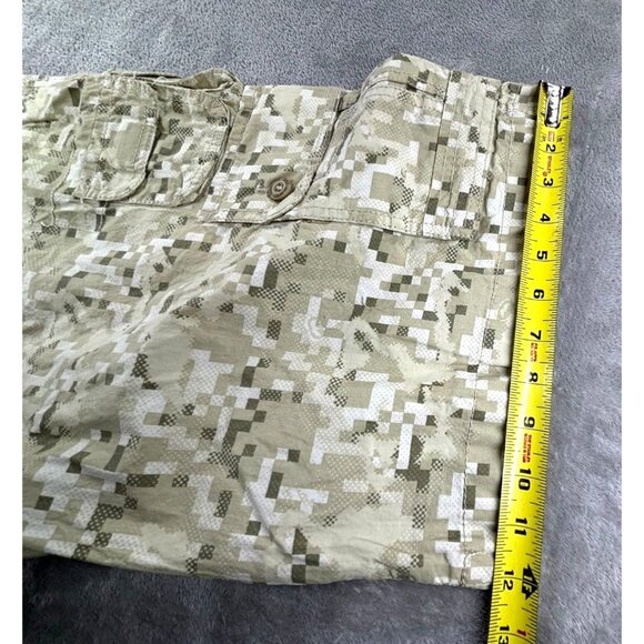 Ecko Unltd Camouflage Cargo Shorts W36 Mens Casual Wear - Picture 7 of 11